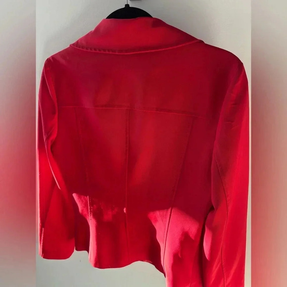 GORGEOUS Red Zipper Blazer - Picture 3 of 4